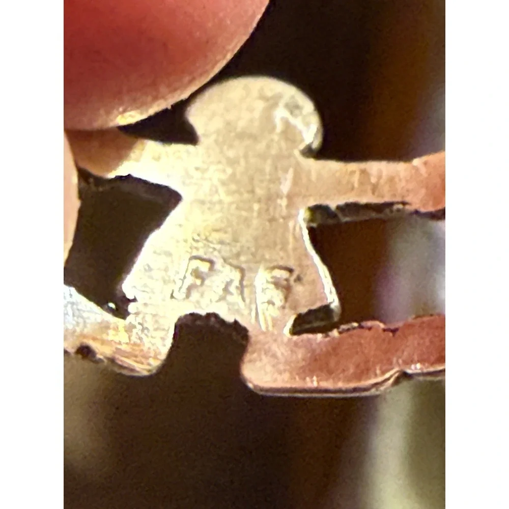 FAF Sterling Silver 925 Boy and Girl Holding Hands Cut Out Band Ring Size 8